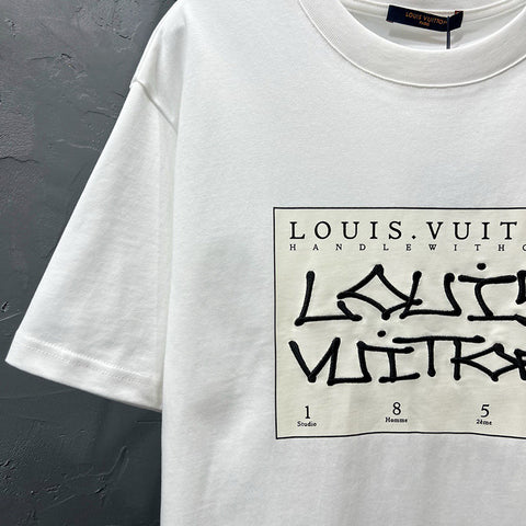 Louis Vuitton Signature Print T-shirt White – Tenisshop.la