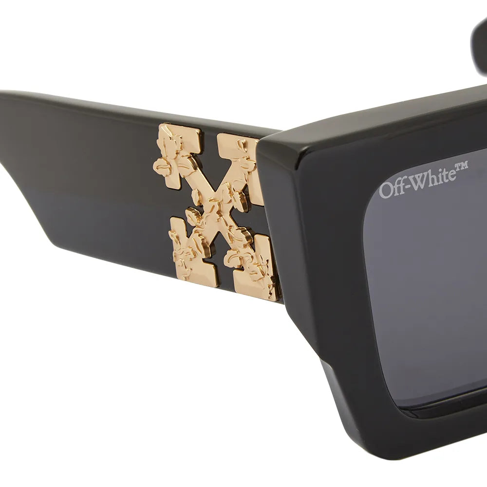 Catalina Sunglasses in black | Off-White™ Official KV