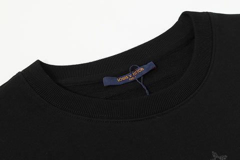 Louis Vuitton® LVSE Monogram Degrade Crewneck Black White. Size 4l