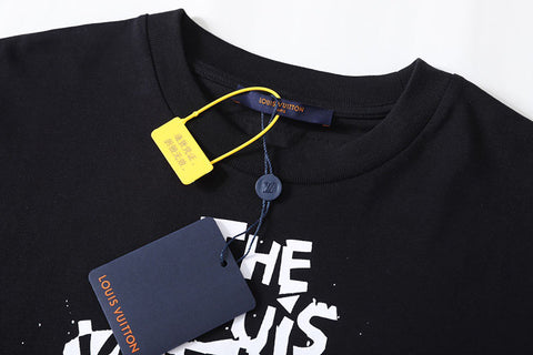 Louis Vuitton Print T-Shirt BLACK. Size Xs