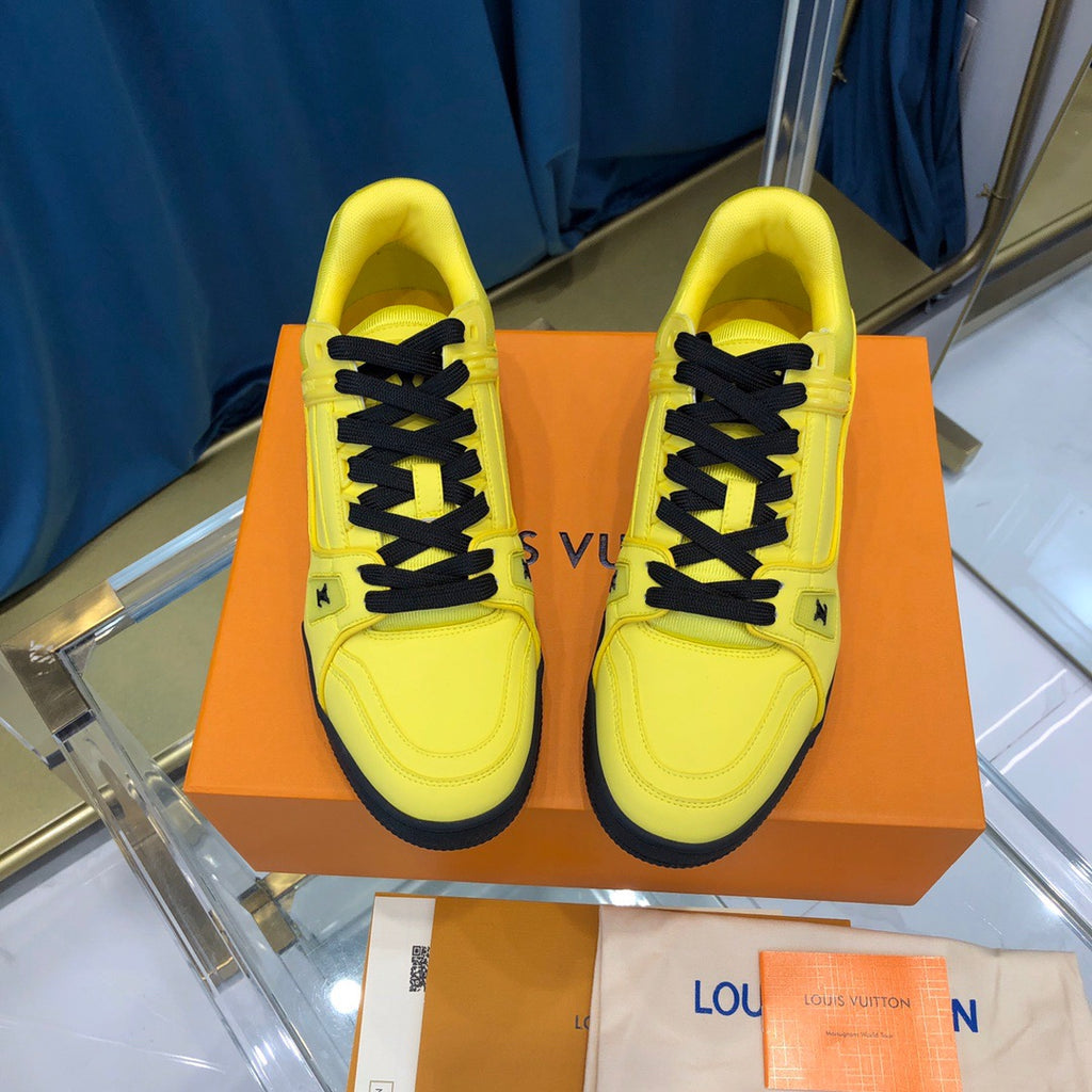 Louis Vuitton® LV X Yk LV Trainer Sneaker Yellow. Size 11.0 nel 2023
